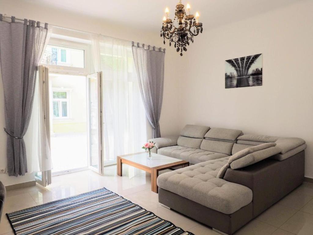 City Villa Schoenbrunn Apartments - Contactless 24H Check-In Vienna Exterior photo